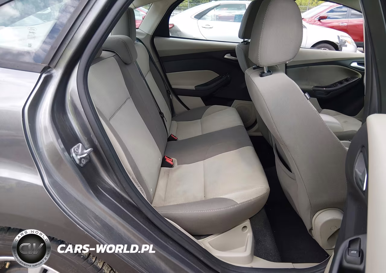 2014 Ford Focus Se VIN:1FADP3F23EL257253 - 8