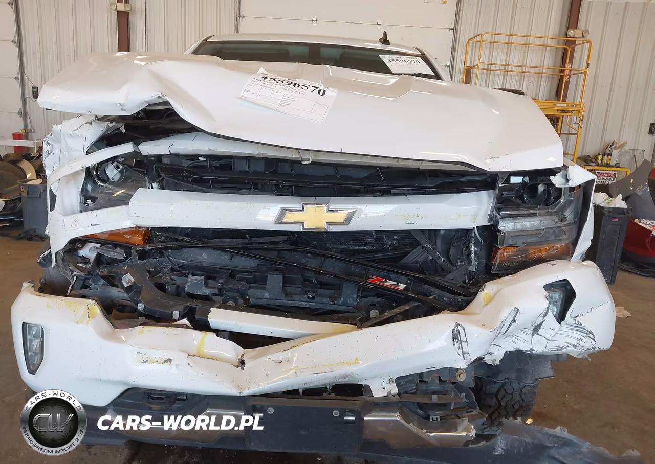 2018 Chevrolet Silverado 1500 2Lt VIN:1GCVKREC6JZ198099 - 12