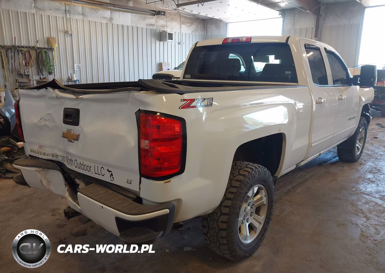 2018 Chevrolet Silverado 1500 2Lt VIN:1GCVKREC6JZ198099 - 4