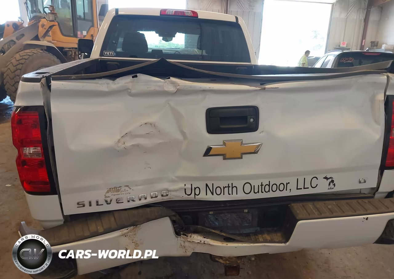2018 Chevrolet Silverado 1500 2Lt VIN:1GCVKREC6JZ198099 - 6
