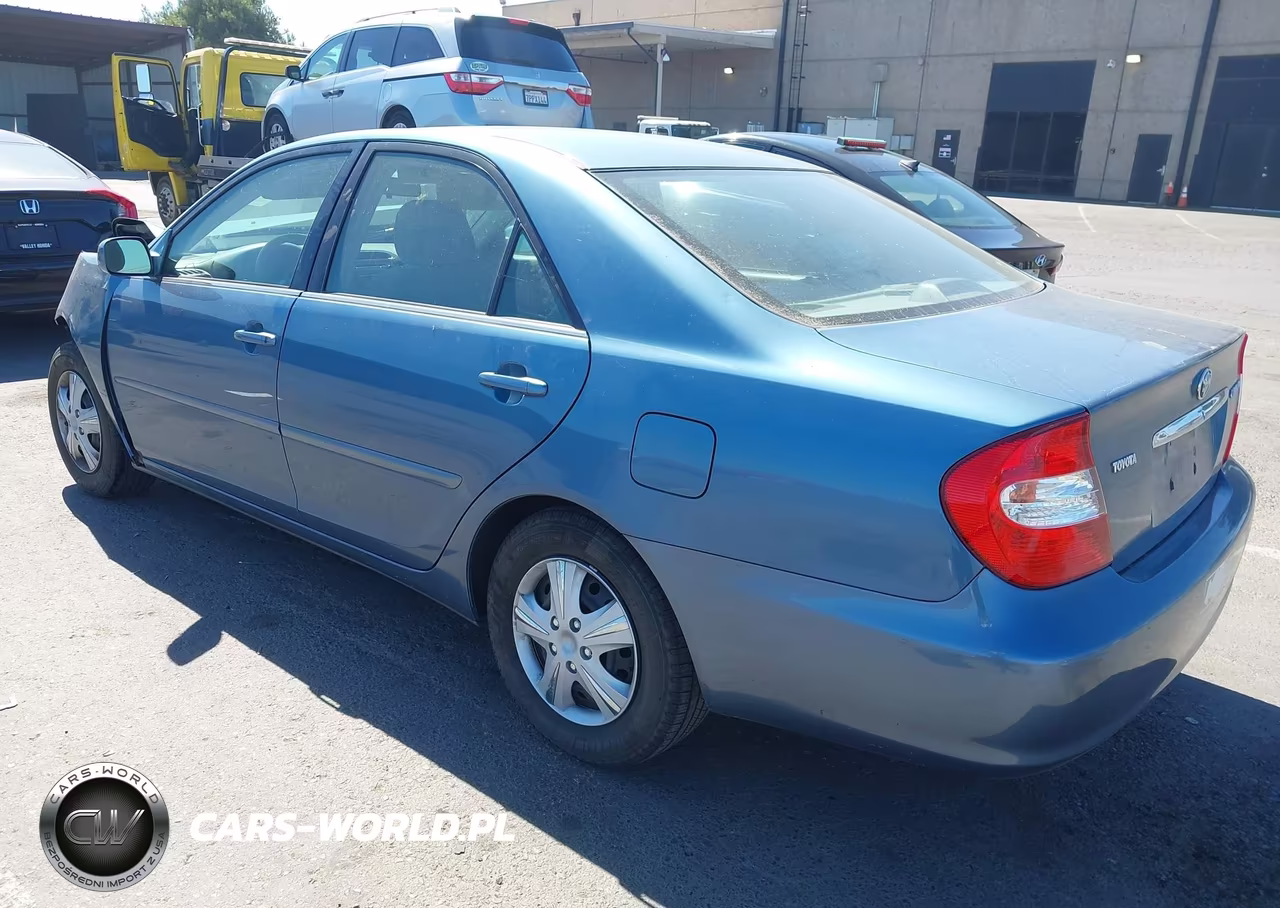 2003 Toyota Camry Le VIN:4T1BE32K13U664343 - 3