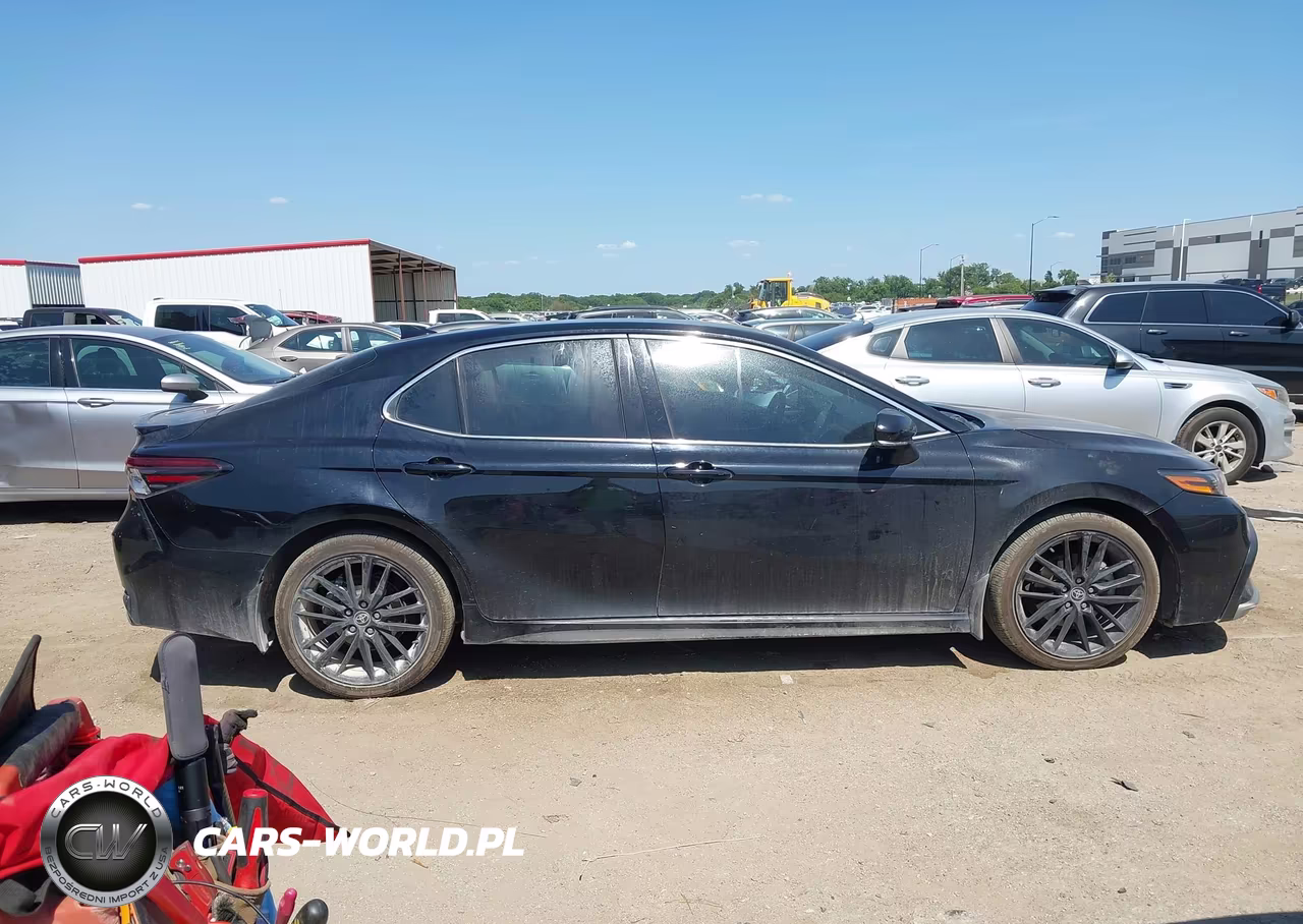 2022 Toyota Camry Xse VIN:4T1K61AK5NU076435 - 13