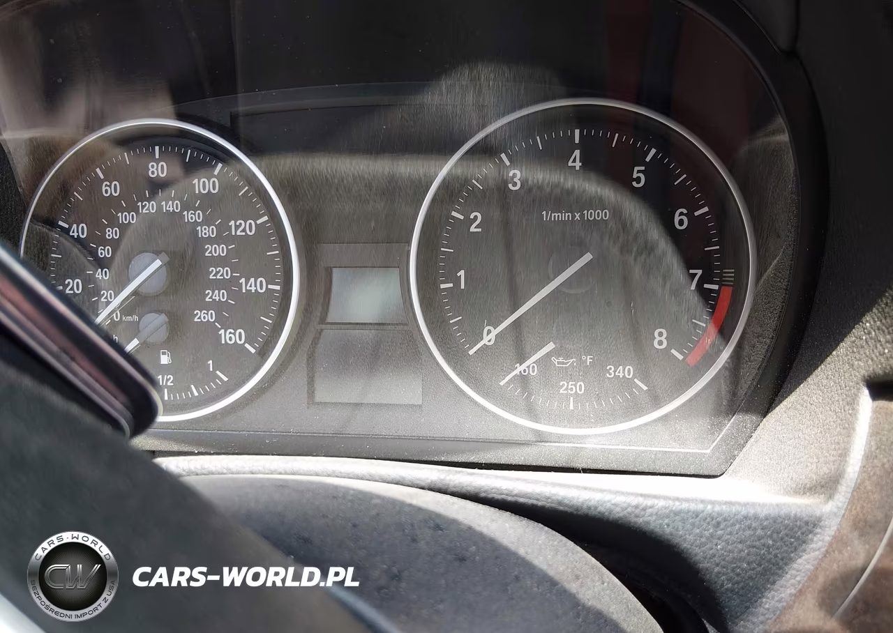 2011 BMW 328I VIN:WBAKE3C52BE557398 - 15