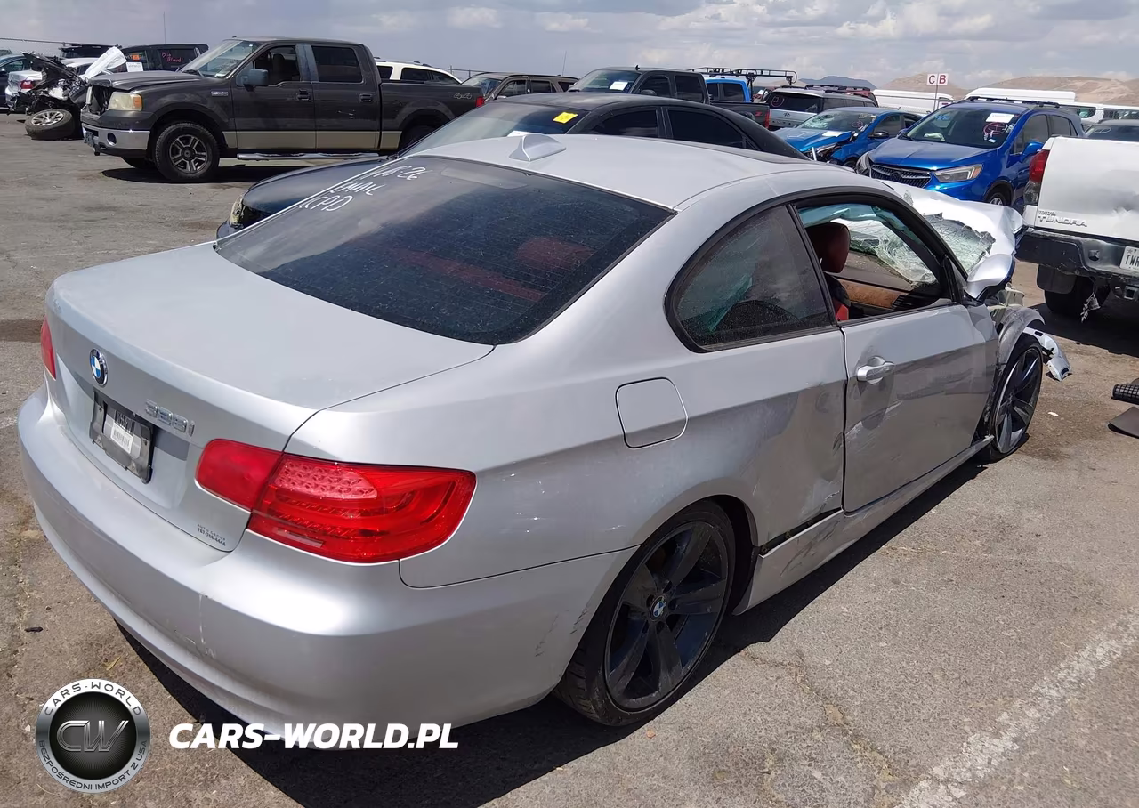 2011 BMW 328I VIN:WBAKE3C52BE557398 - 4