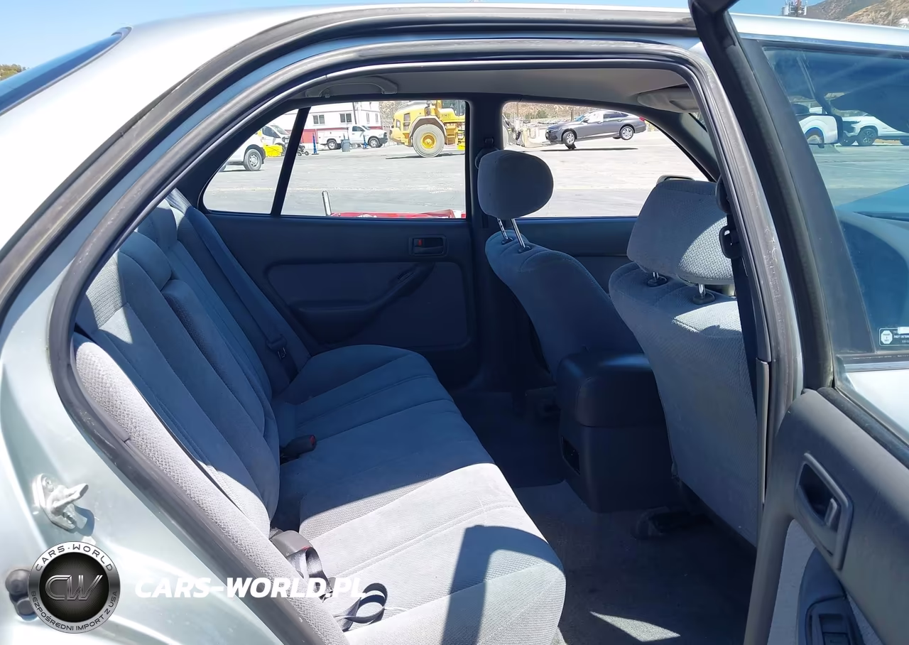 1995 Toyota Camry Le VIN:JT2SK12E3S0333256 - 8