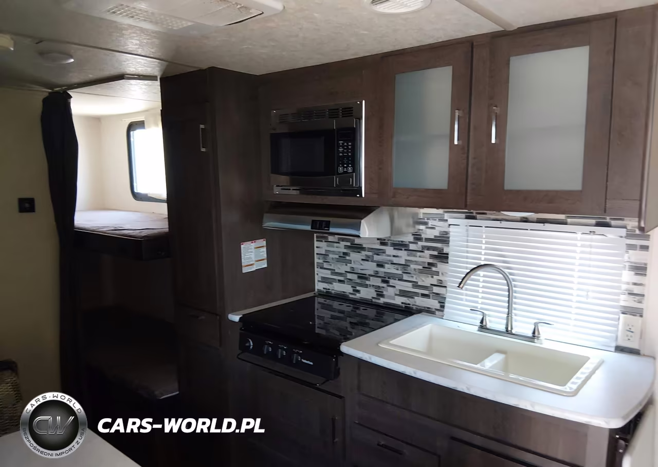2018 Forest River Wildwood X-Lite 201Bhxl Travel Trailer VIN:4X4TWDV26J7359014 - 12