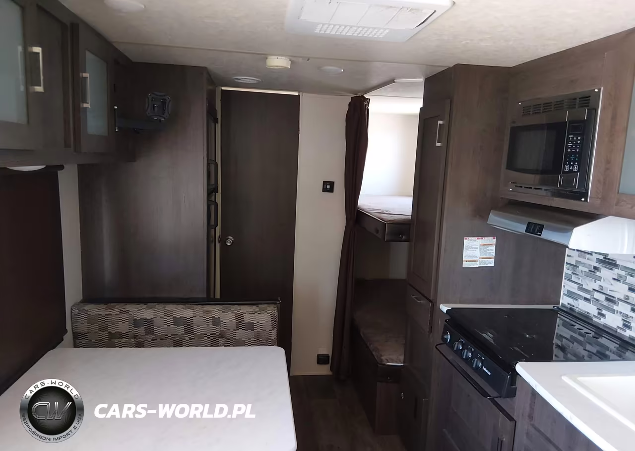 2018 Forest River Wildwood X-Lite 201Bhxl Travel Trailer VIN:4X4TWDV26J7359014 - 5