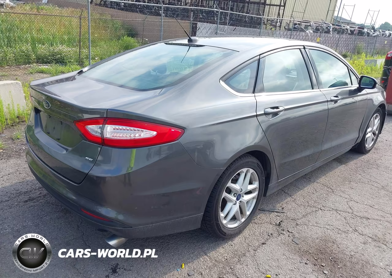2015 Ford Fusion Se VIN:3FA6P0H72FR112871 - 4