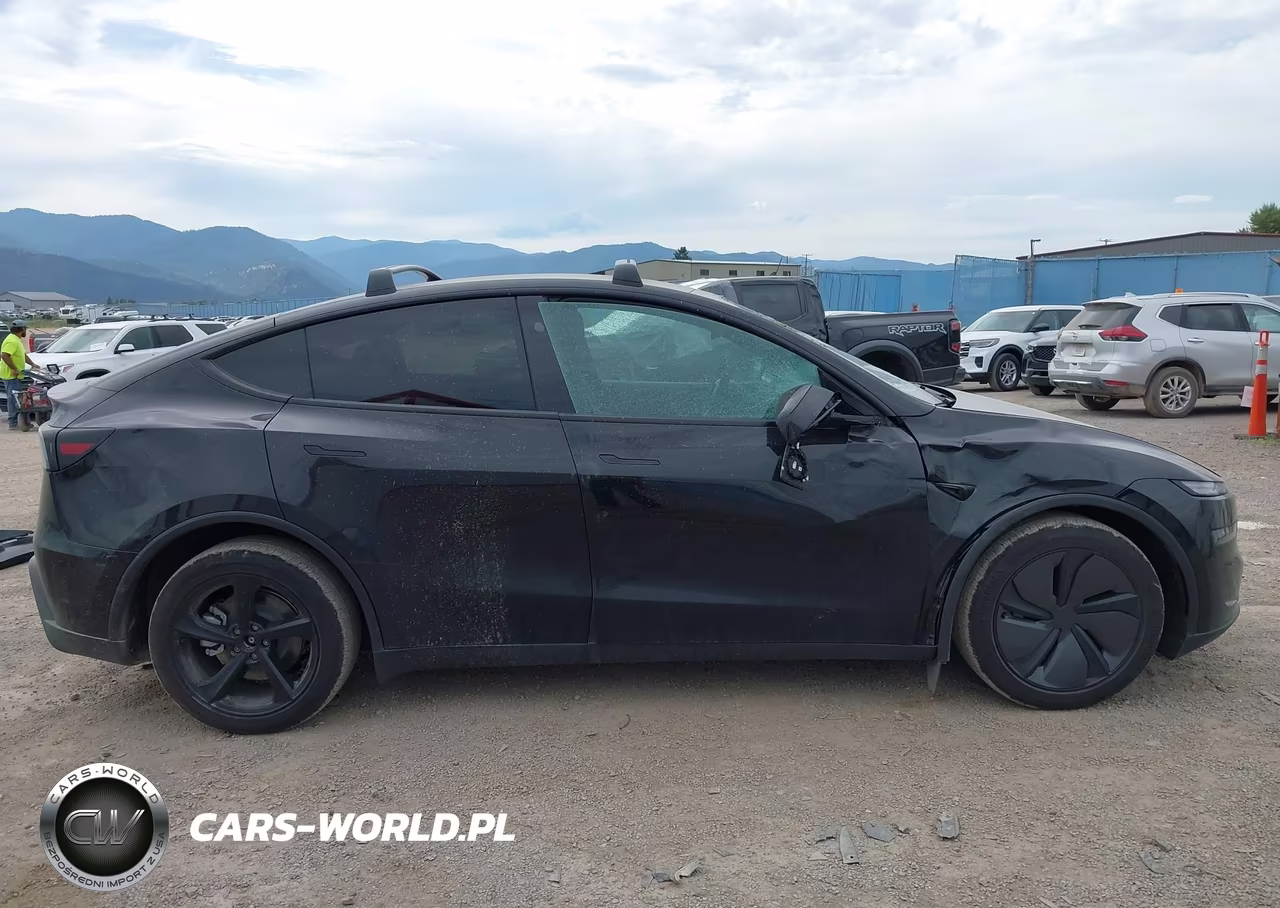 2026 Tesla Model Y All-Wheel Drive-Long Range Launch Series-Premium All-Wheel Drive VIN:7SAYGDEE8TF628908 - 13
