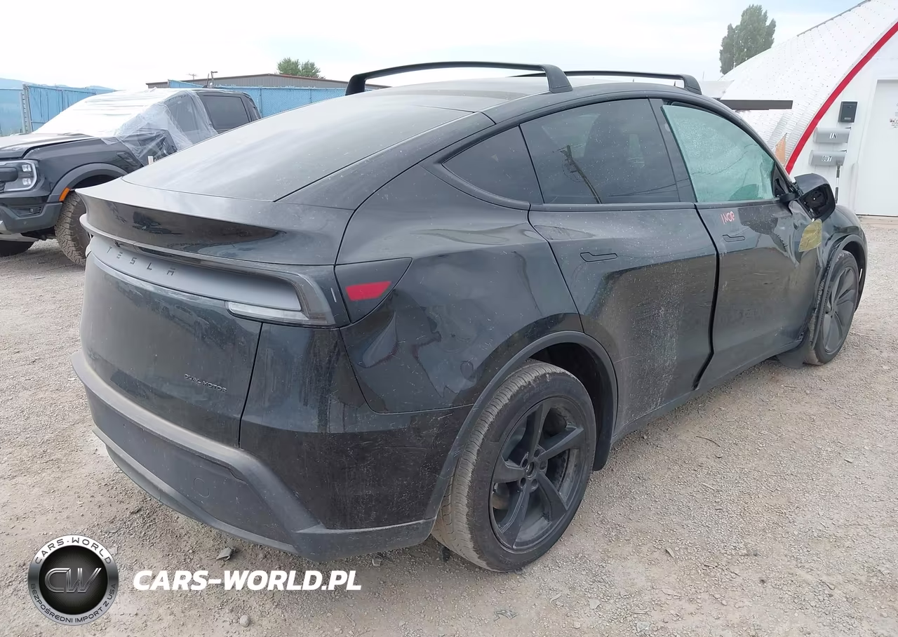 2026 Tesla Model Y All-Wheel Drive-Long Range Launch Series-Premium All-Wheel Drive VIN:7SAYGDEE8TF628908 - 4