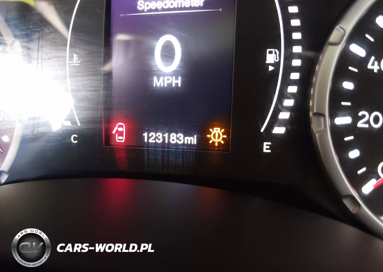 2015 Jeep Renegade Latitude VIN:ZACCJABT0FPB27809 - 15