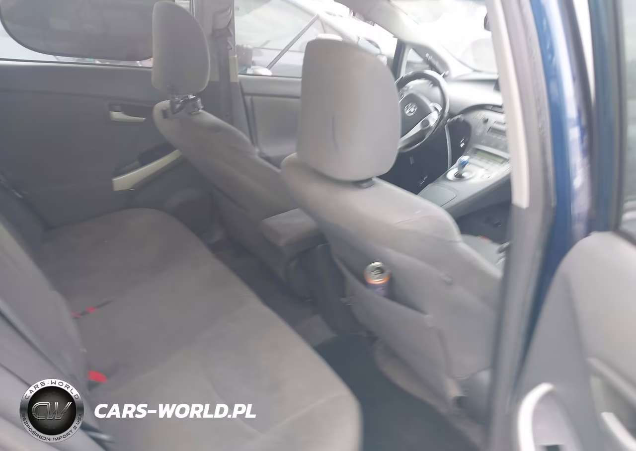 2011 Toyota Prius Two VIN:JTDKN3DUXB1363637 - 8