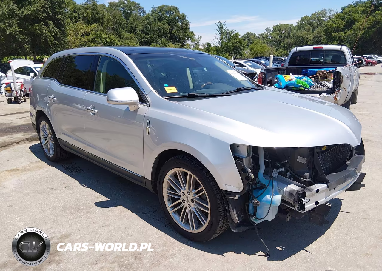2015 Lincoln Mkt Ecoboost – zdjęcie 1 z 19