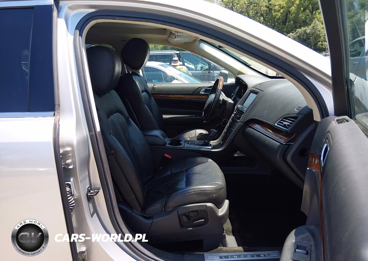 2015 Lincoln Mkt Ecoboost VIN:2LMHJ5ATXFBL04739 - 5