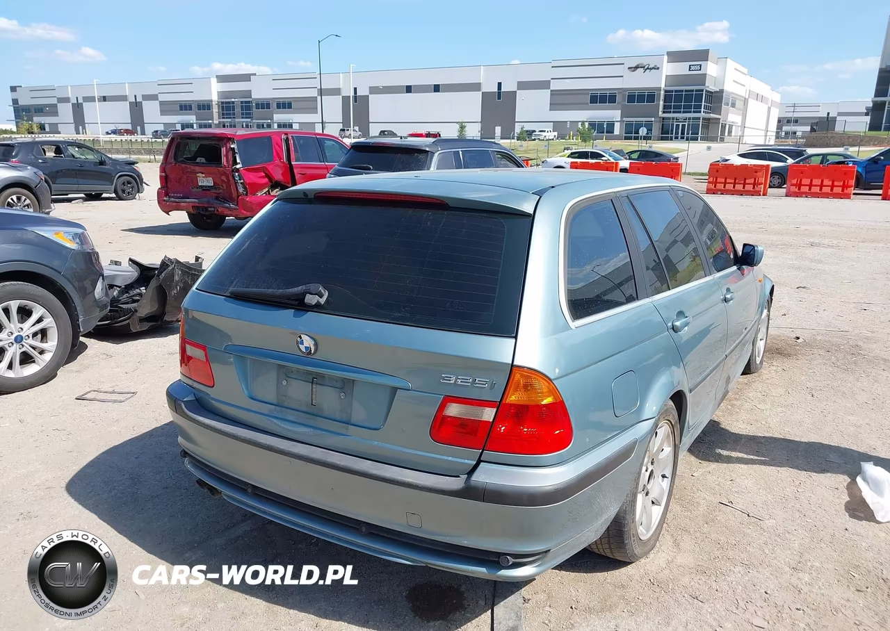 2003 BMW 3 Series 325I VIN:WBAEN33463PC12534 - 4