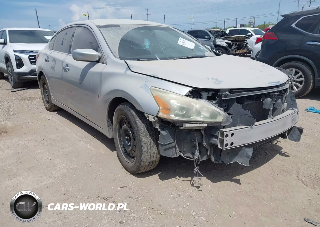 2013 Nissan Altima 2.5 S – zdjęcie 1 z 17