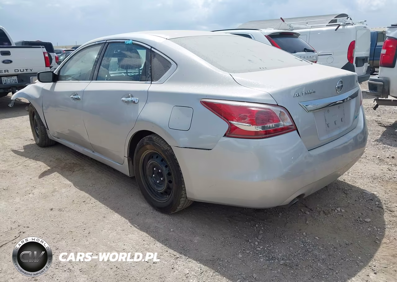 2013 Nissan Altima 2.5 S VIN:1N4AL3AP4DC237724 - 3