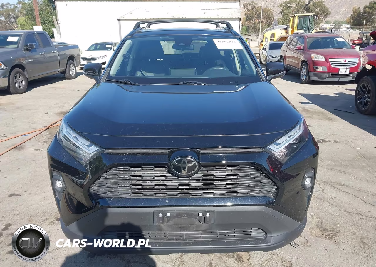 2024 Toyota Rav4 Xle Premium VIN:JTMC1RFV2RJ027564 - 13