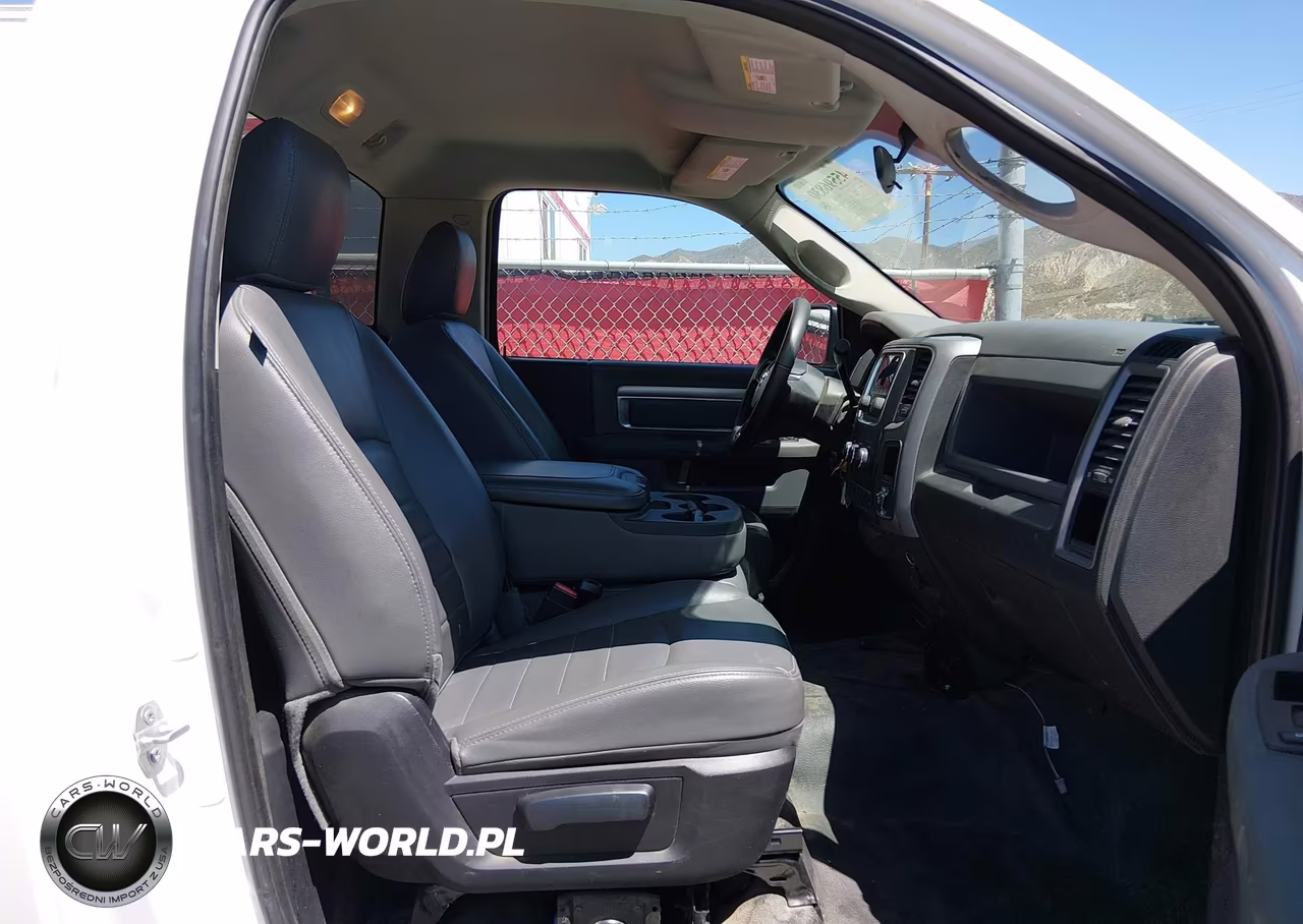 2015 Ram 2500 Tradesman VIN:3C7WR4AT4FG704824 - 5