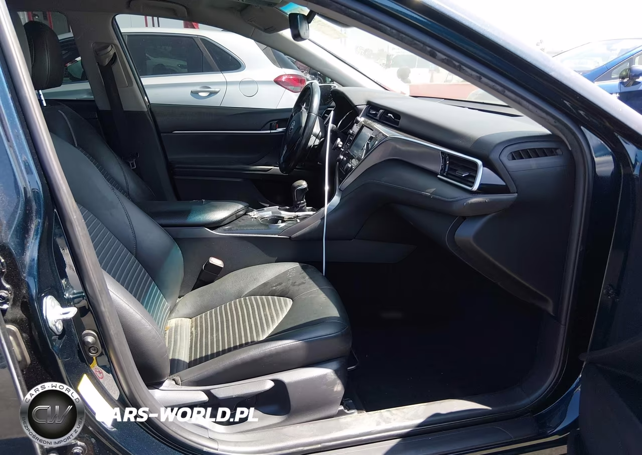 2018 Toyota Camry Se VIN:JTNB11HK8J3026536 - 5