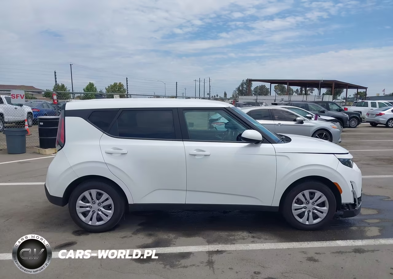 2024 Kia Soul Lx VIN:KNDJ23AU5R7227903 - 13