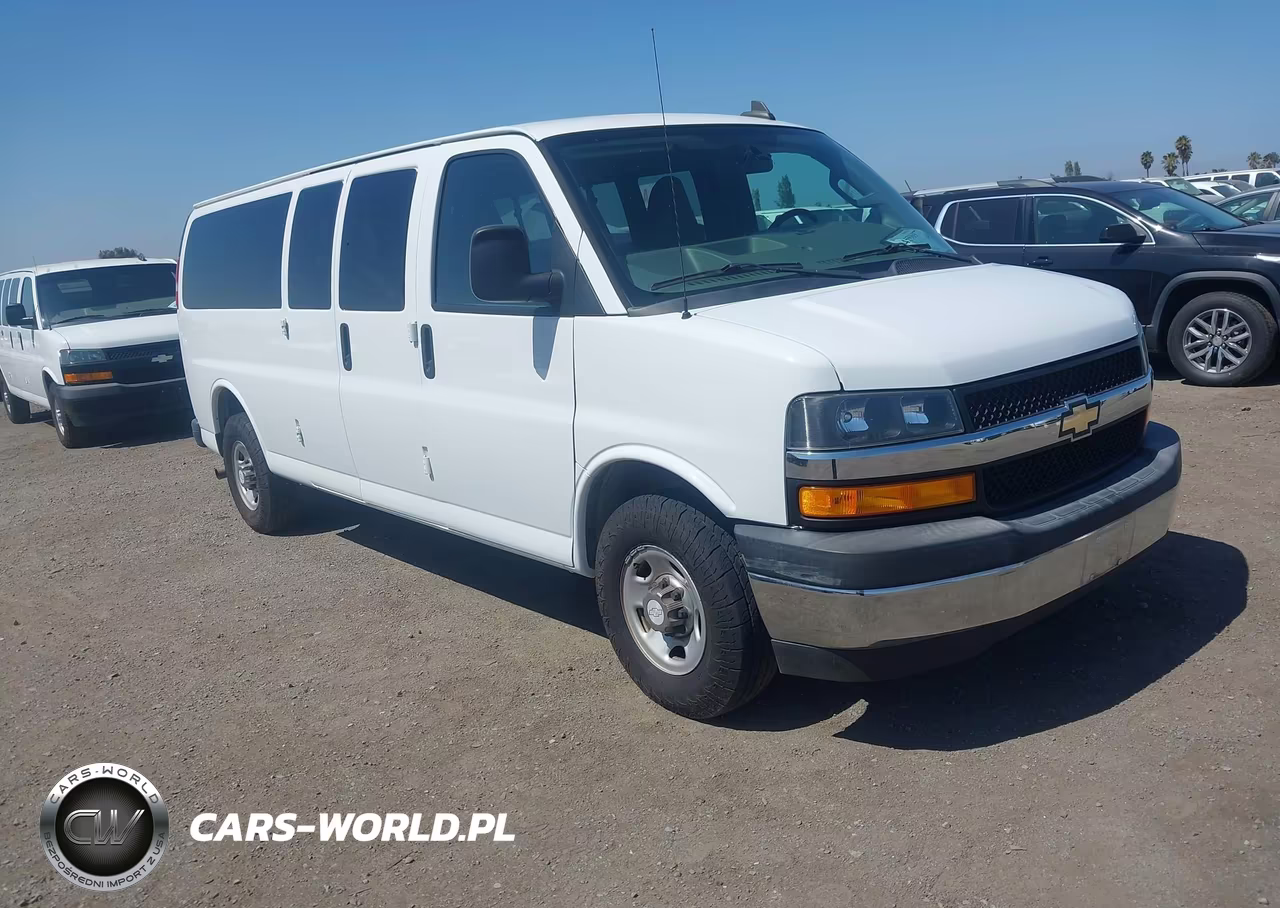 2018 Chevrolet Express 3500 Lt