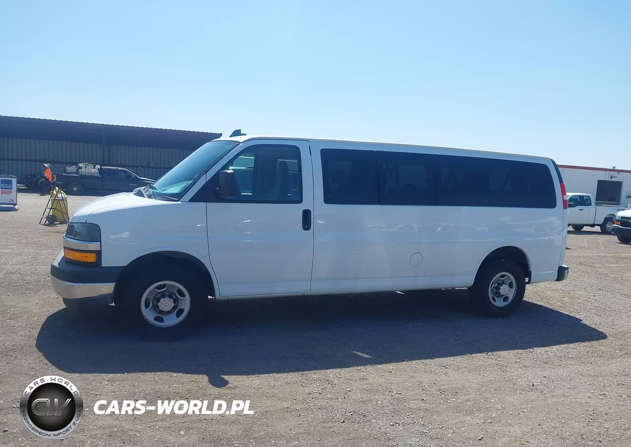 2018 Chevrolet Express 3500 Lt VIN:1GAZGPFG6J1300405 - 15
