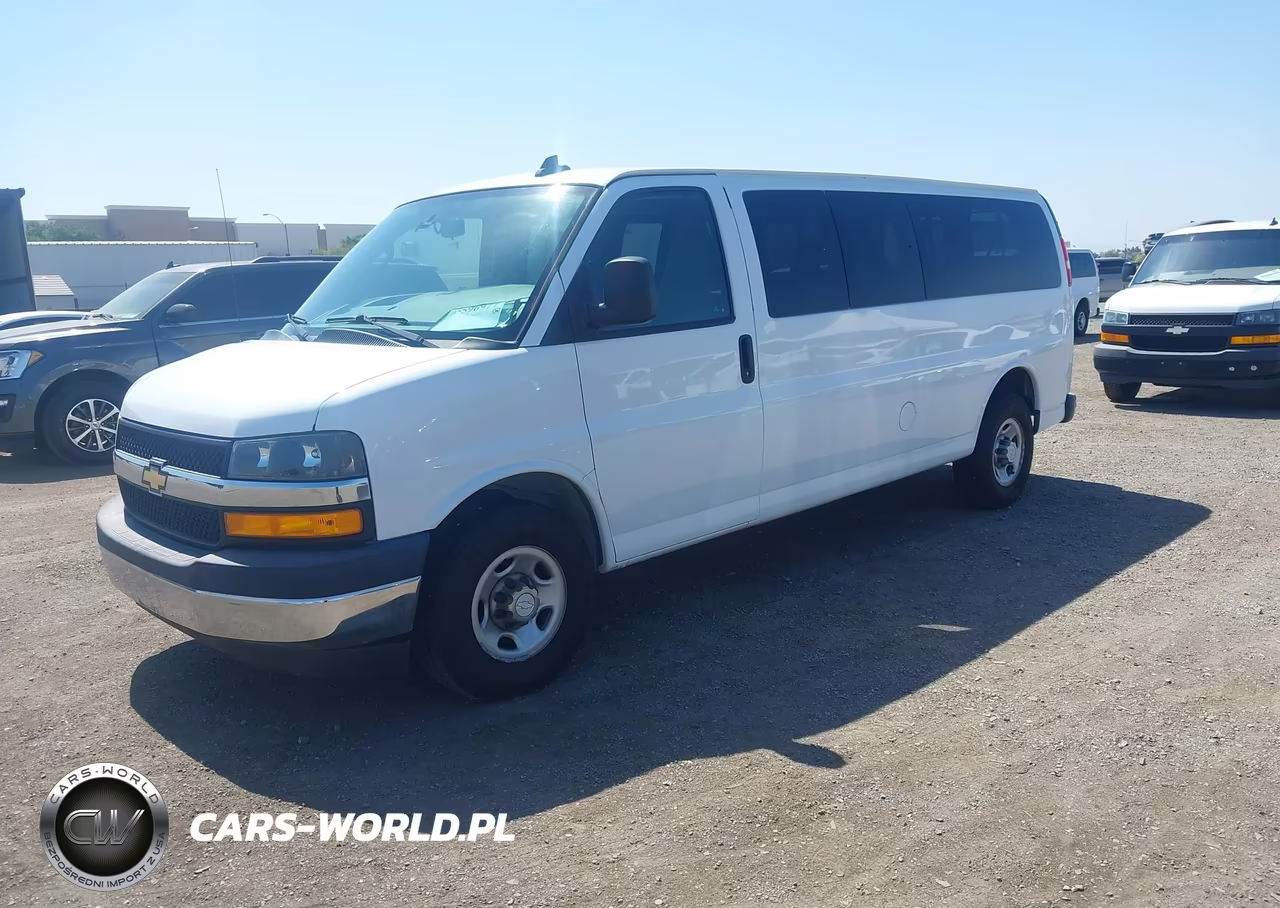 2018 Chevrolet Express 3500 Lt VIN:1GAZGPFG6J1300405 - 2