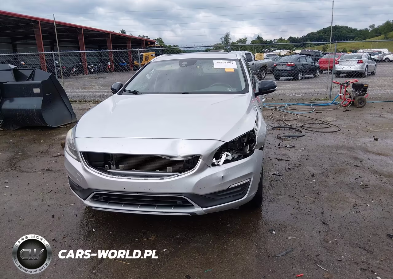 2017 Volvo V60 Cross Country T5 VIN:YV440MWK1H1039412 - 13