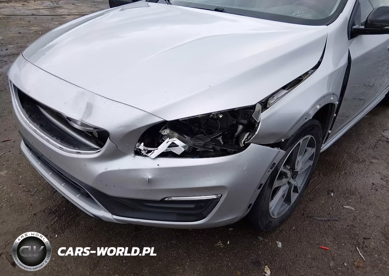 2017 Volvo V60 Cross Country T5 VIN:YV440MWK1H1039412 - 6