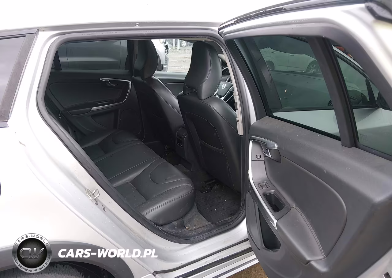 2017 Volvo V60 Cross Country T5 VIN:YV440MWK1H1039412 - 8