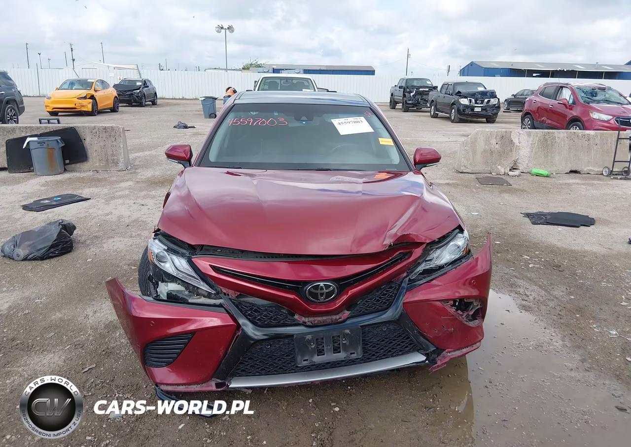 2018 Toyota Camry Xse VIN:4T1B61HK5JU583867 - 12