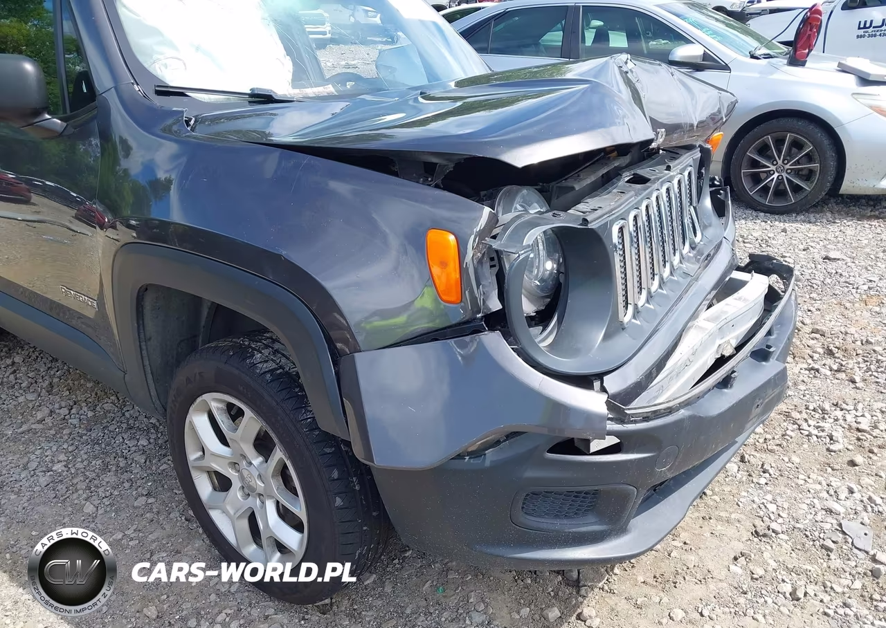 2018 Jeep Renegade Sport 4X4 VIN:ZACCJBAB8JPJ44894 - 17