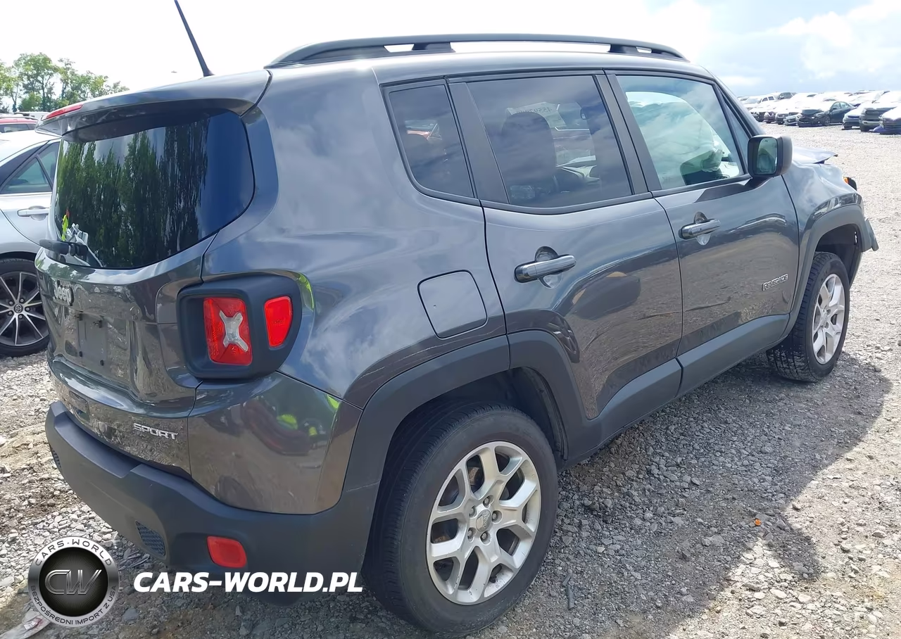 2018 Jeep Renegade Sport 4X4 VIN:ZACCJBAB8JPJ44894 - 4