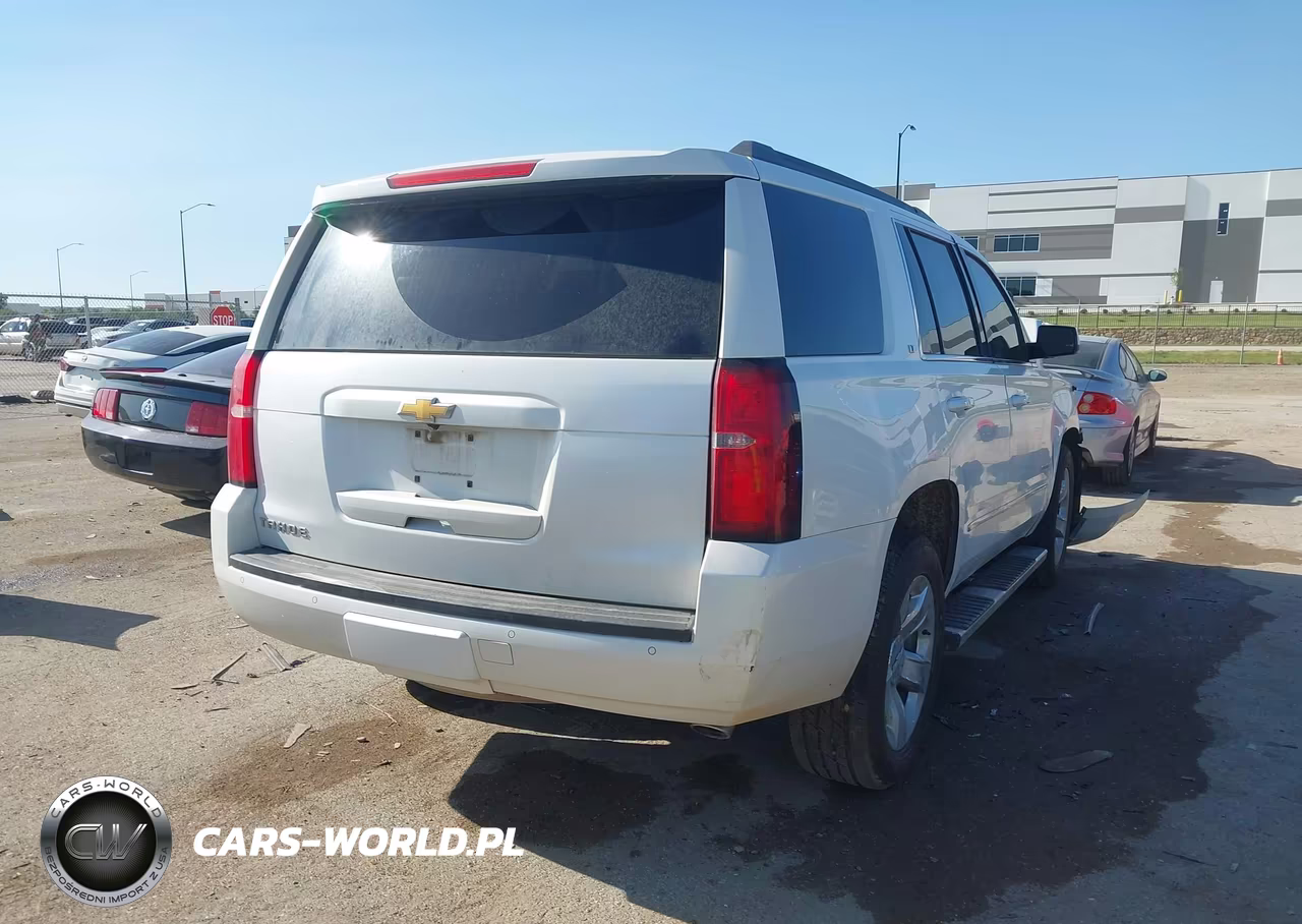 2017 Chevrolet Tahoe Lt VIN:1GNSCBKC5HR178892 - 4