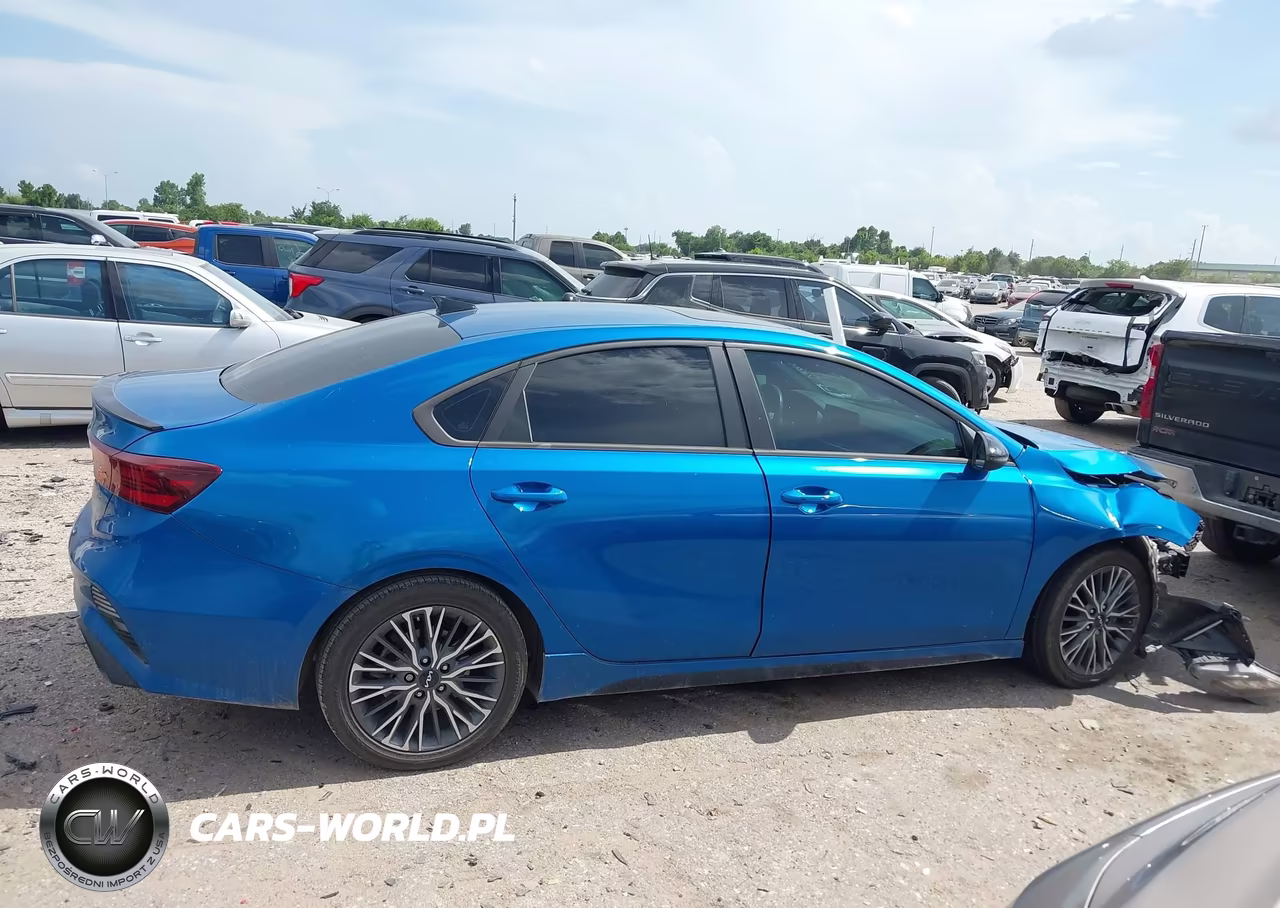 2023 Kia Forte Gt-Line VIN:3KPF54AD6PE623838 - 13