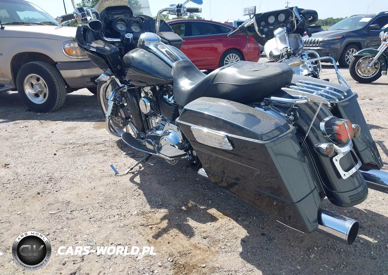 2009 Harley-Davidson Fltr VIN:1HD1FS4189Y675254 - 3