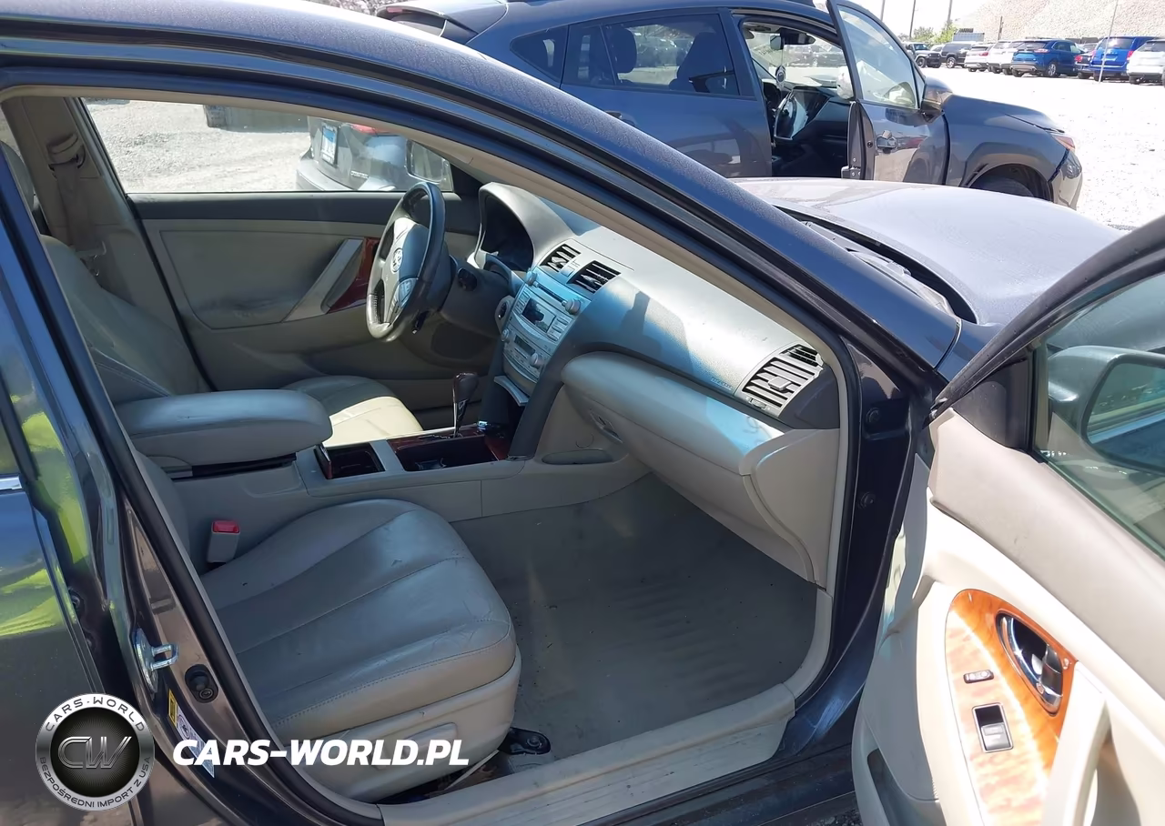 2010 Toyota Camry Hybrid VIN:4T1BB3EK0AU123124 - 5