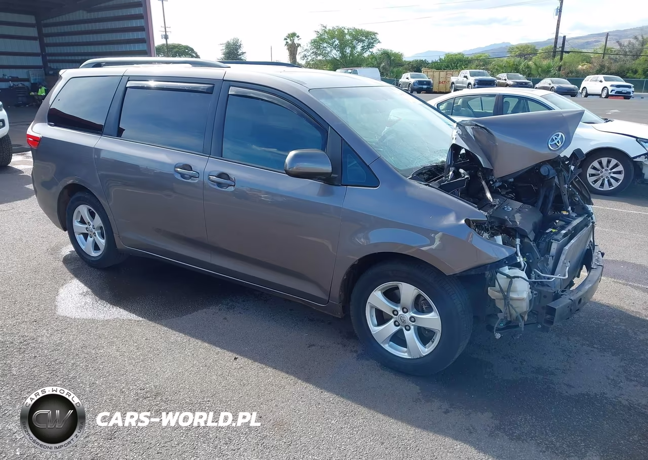 2015 Toyota Sienna Le 7 Passenger-Le 8 Passenger
