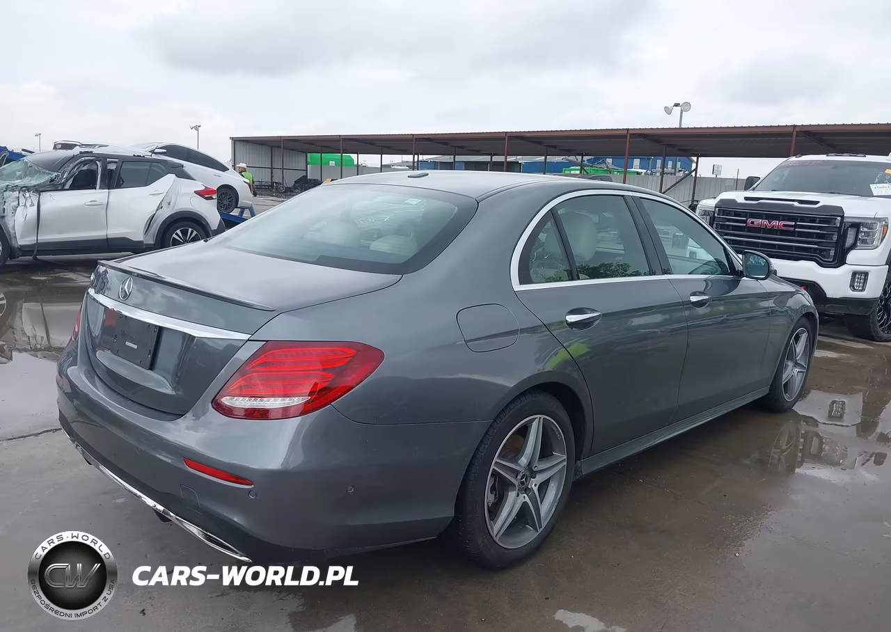 2018 Mercedes-Benz E 300 VIN:WDDZF4JB5JA309834 - 4