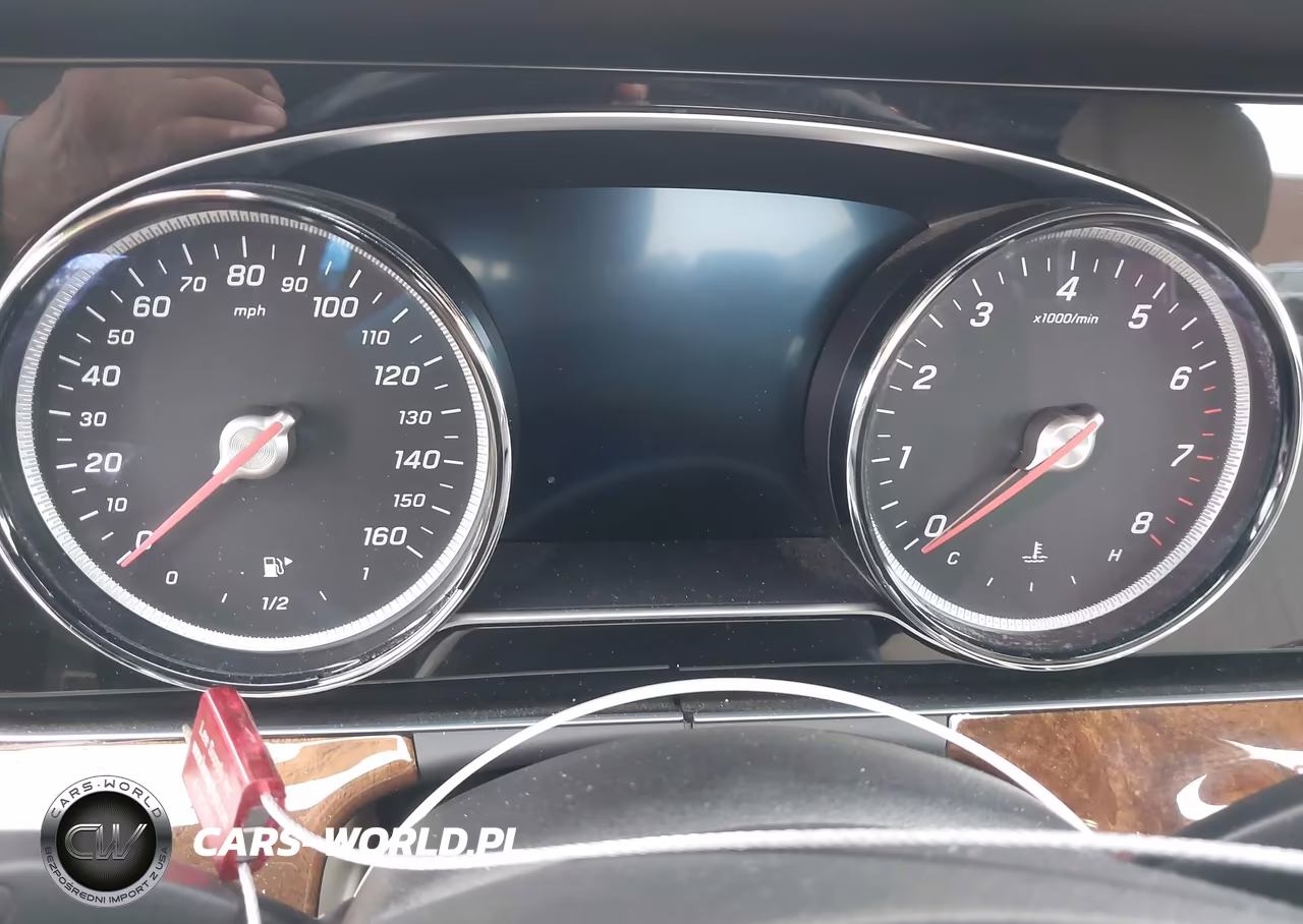 2018 Mercedes-Benz E 300 VIN:WDDZF4JB5JA309834 - 7