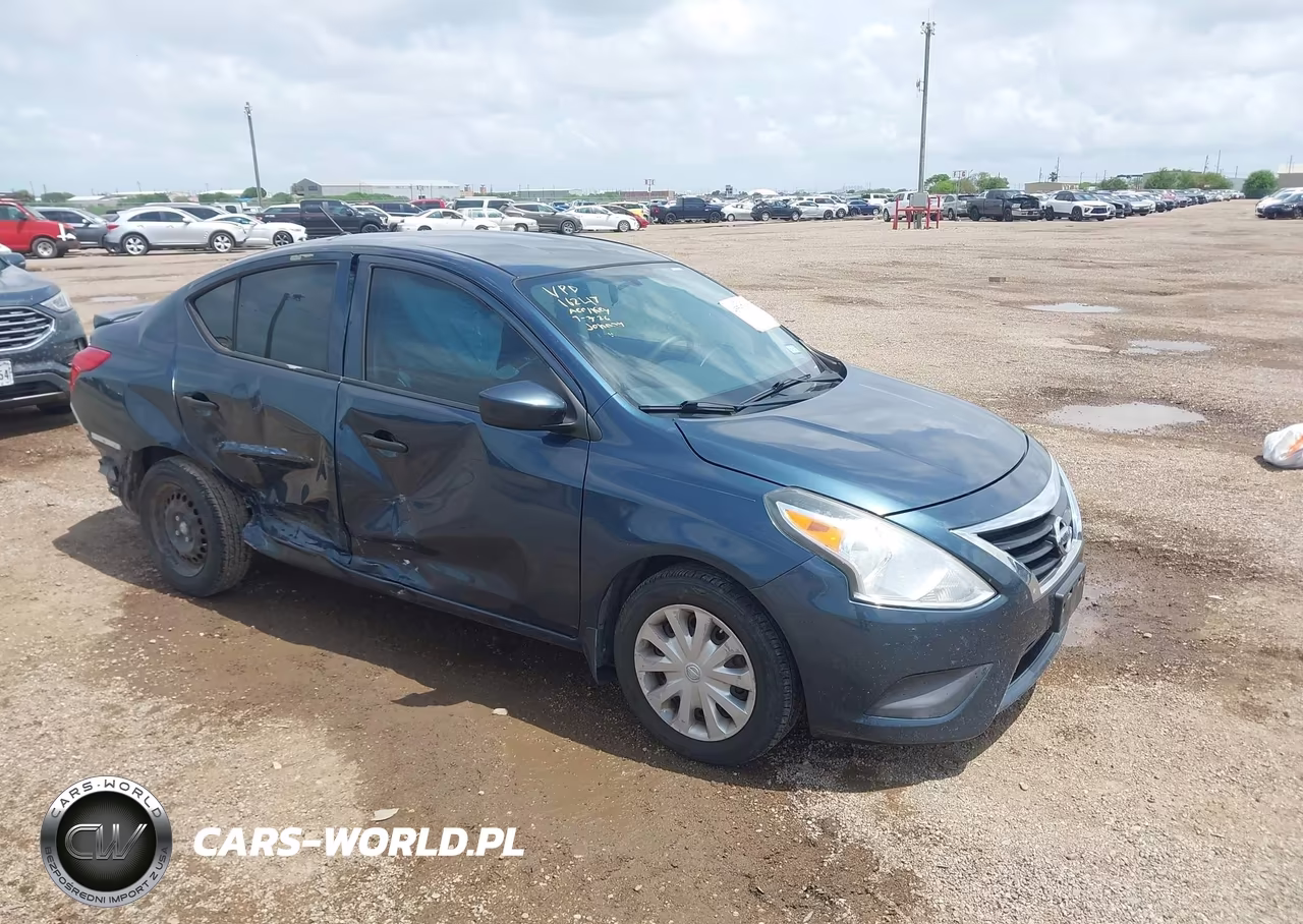 2016 Nissan Versa 1.6 S+ – zdjęcie 1 z 16