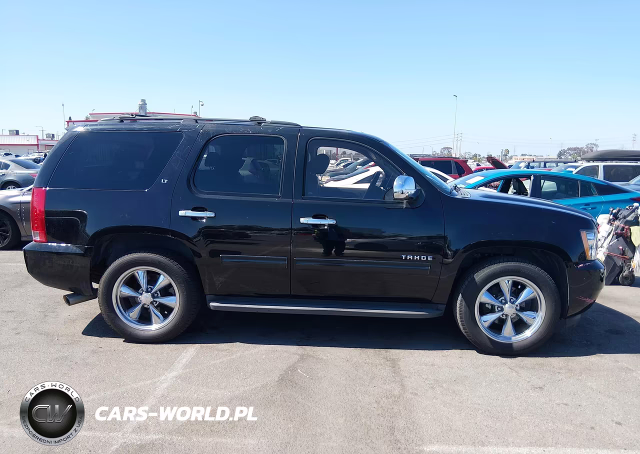 2010 Chevrolet Tahoe Lt VIN:1GNMCBE30AR198929 - 13