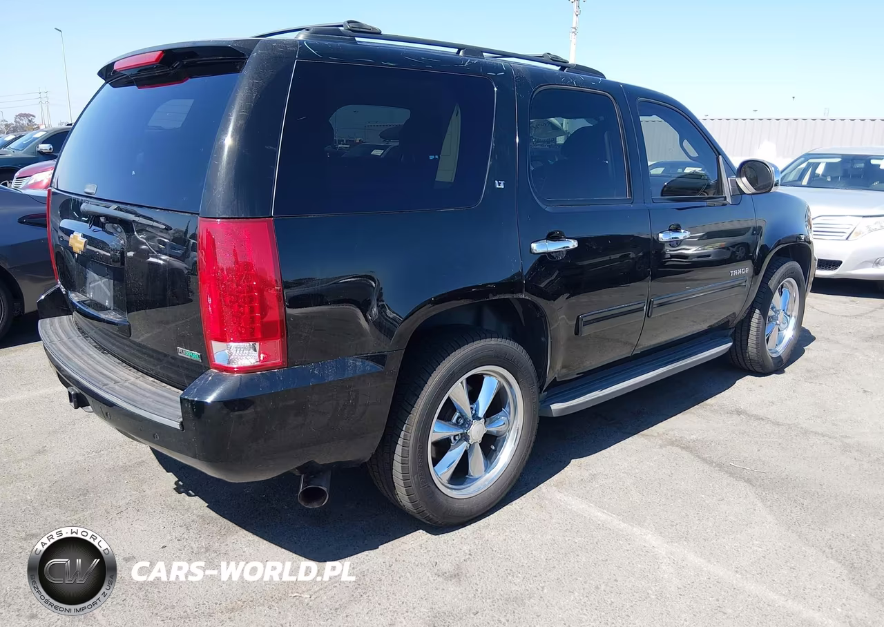 2010 Chevrolet Tahoe Lt VIN:1GNMCBE30AR198929 - 4