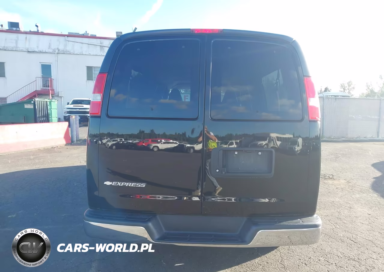 2017 Chevrolet Express 3500 Lt VIN:1GAZGPFF1H1288102 - 16