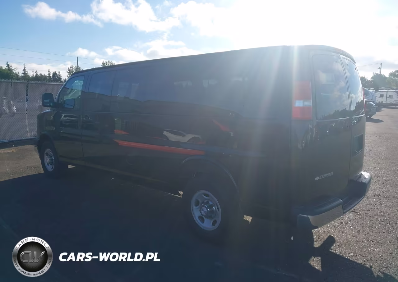 2017 Chevrolet Express 3500 Lt VIN:1GAZGPFF1H1288102 - 3