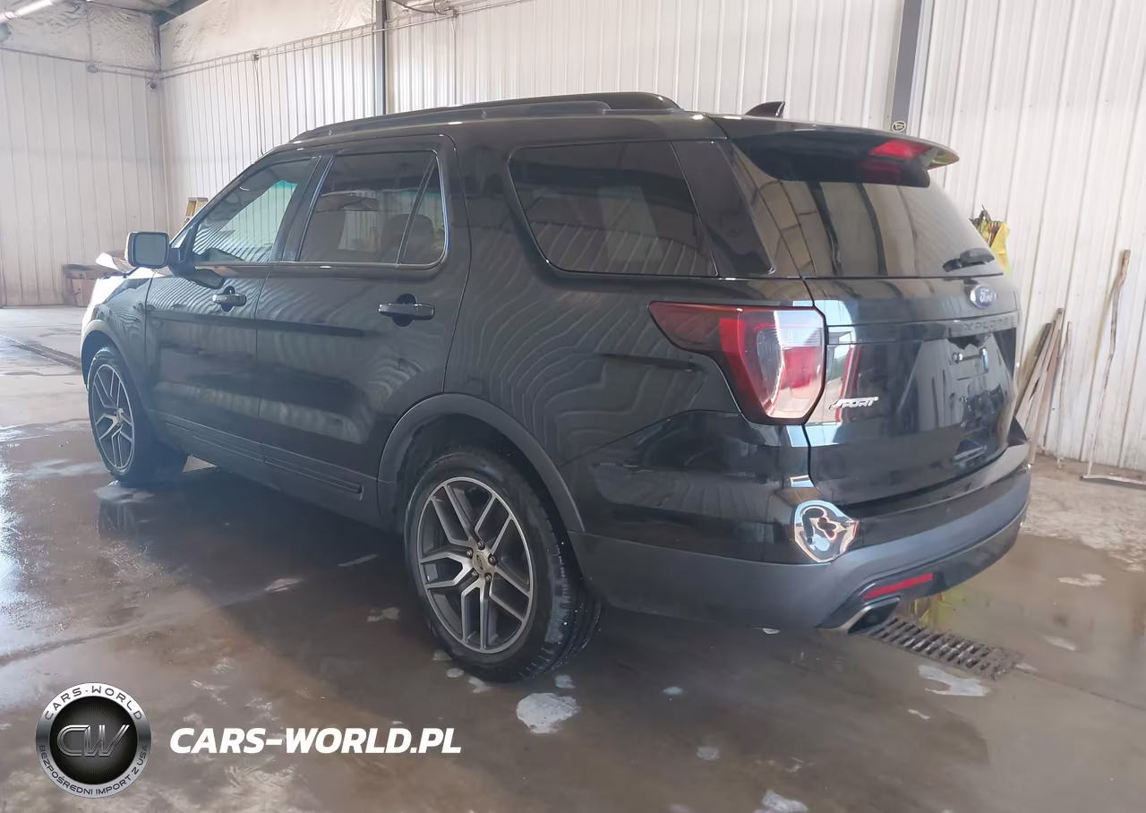2016 Ford Explorer Sport VIN:1FM5K8GT0GGD27445 - 3
