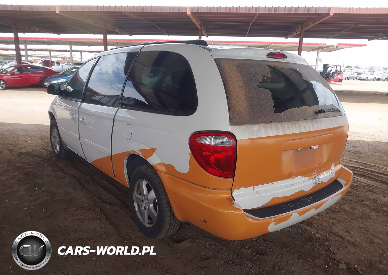 2005 Dodge Caravan Sxt VIN:2D4GP44L65R476856 - 3