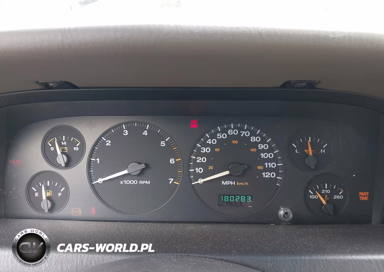 2002 Jeep Grand Cherokee Laredo VIN:1J8GW48N52C197245 - 7