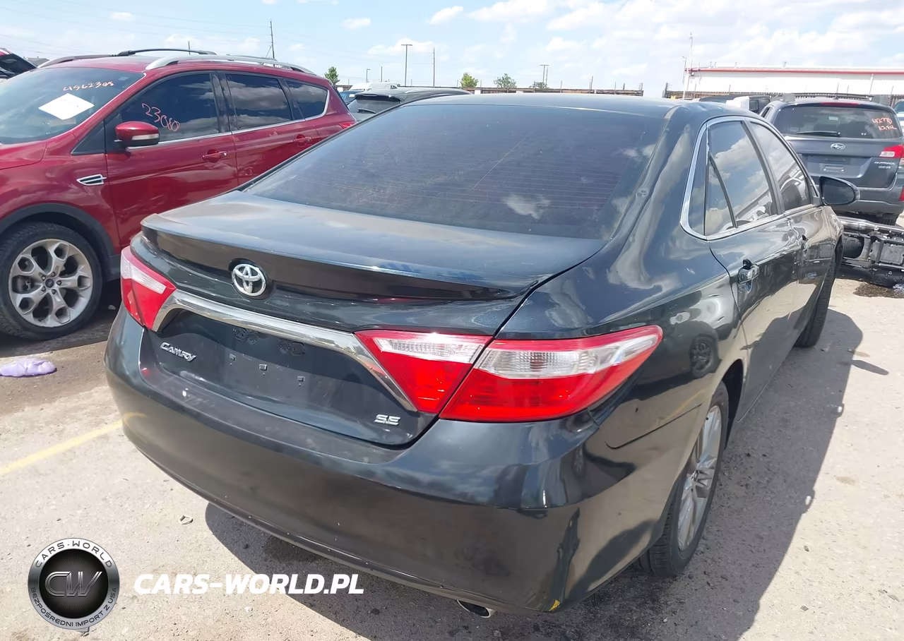2015 Toyota Camry Se VIN:4T1BF1FK4FU033098 - 16